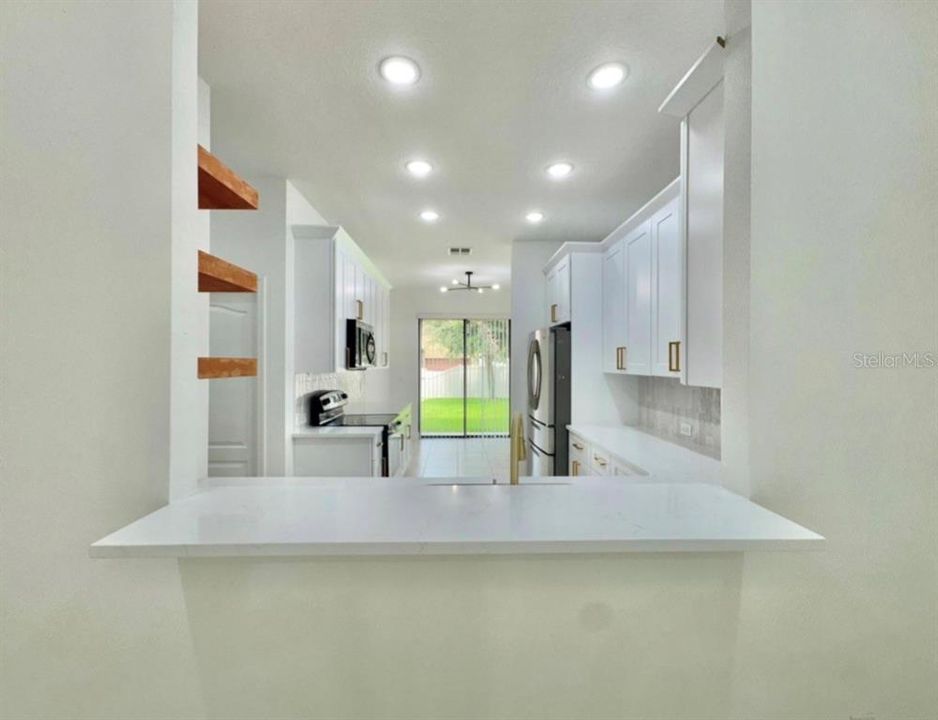 For Rent: $2,970 (4 beds, 2 baths, 2419 Square Feet)
