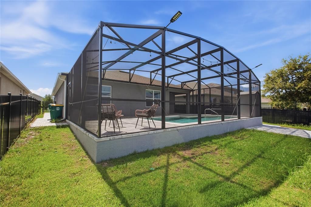 For Sale: $399,900 (4 beds, 2 baths, 1846 Square Feet)