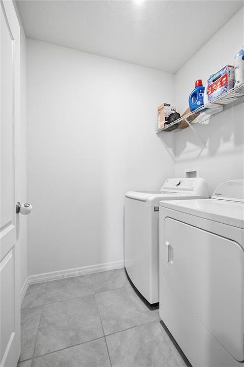 For Sale: $399,900 (4 beds, 2 baths, 1846 Square Feet)