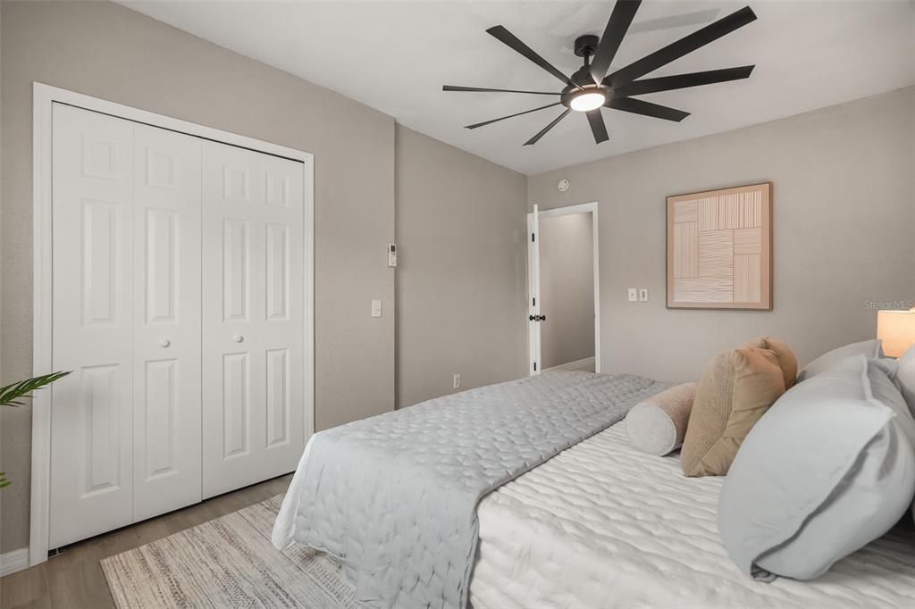 For Sale: $289,900 (4 beds, 2 baths, 1476 Square Feet)