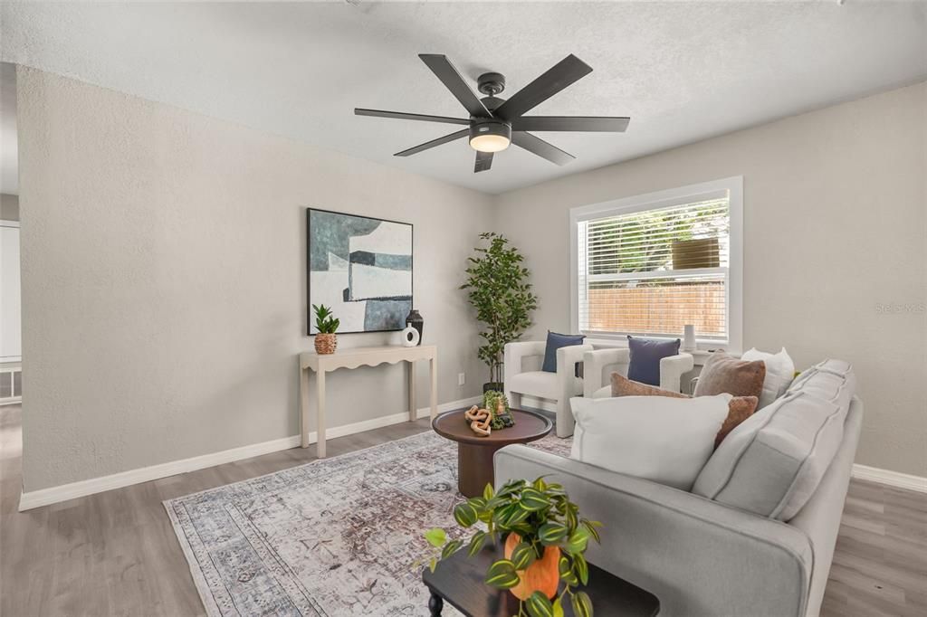 For Sale: $289,900 (4 beds, 2 baths, 1476 Square Feet)