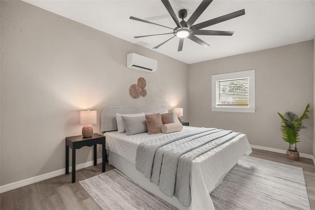 For Sale: $289,900 (4 beds, 2 baths, 1476 Square Feet)
