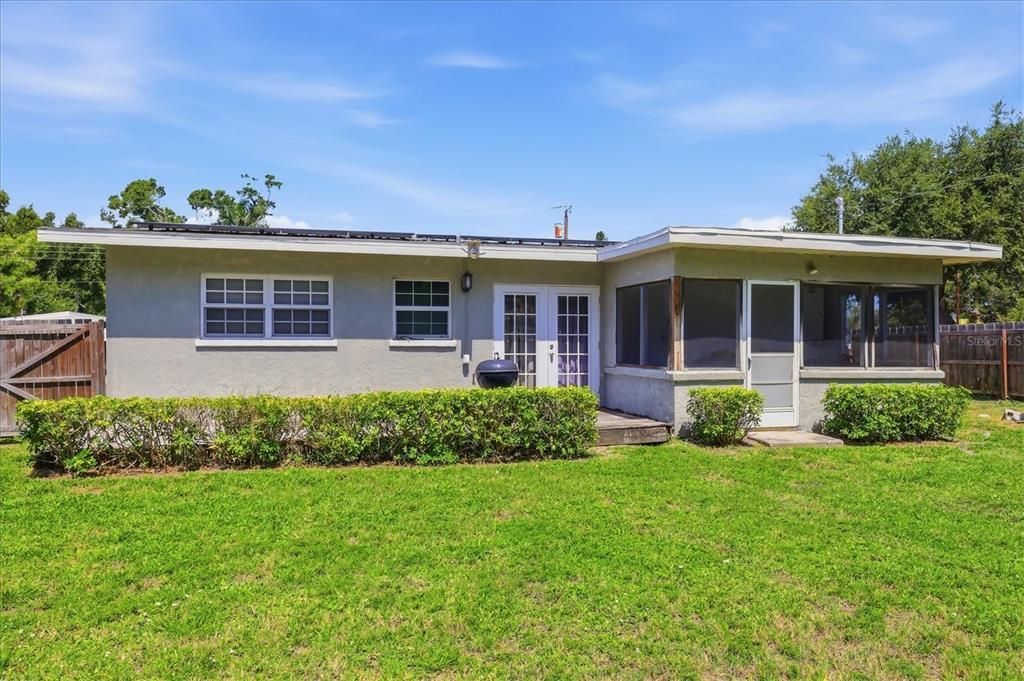 En Venta: $297,000 (2 camas, 2 baños, 1176 Pies cuadrados)