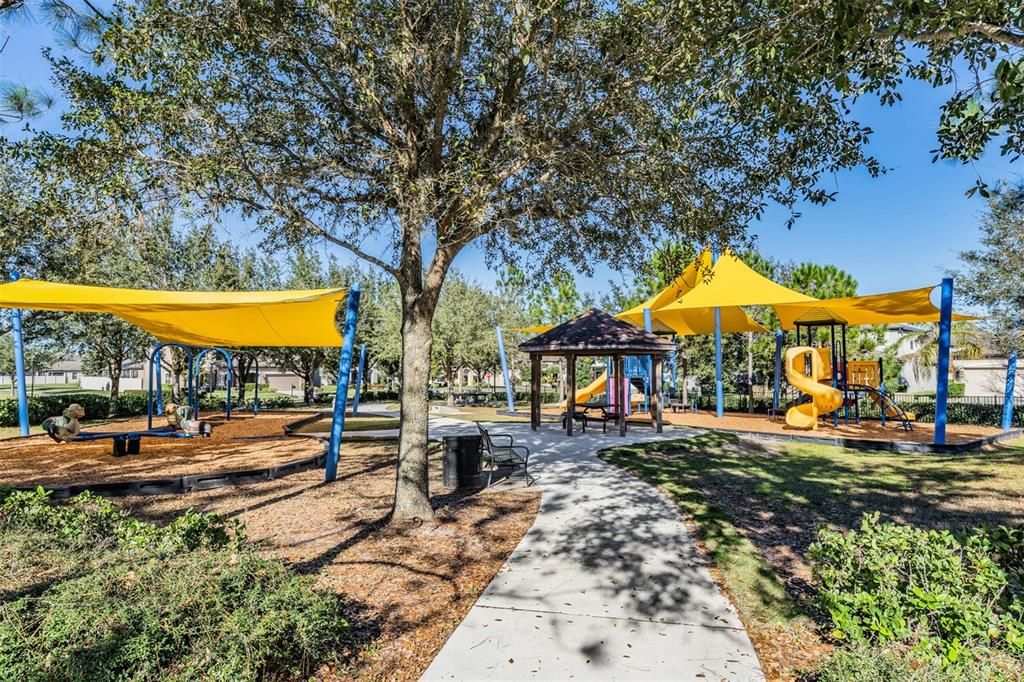 En Venta: $439,000 (4 camas, 2 baños, 2366 Pies cuadrados)
