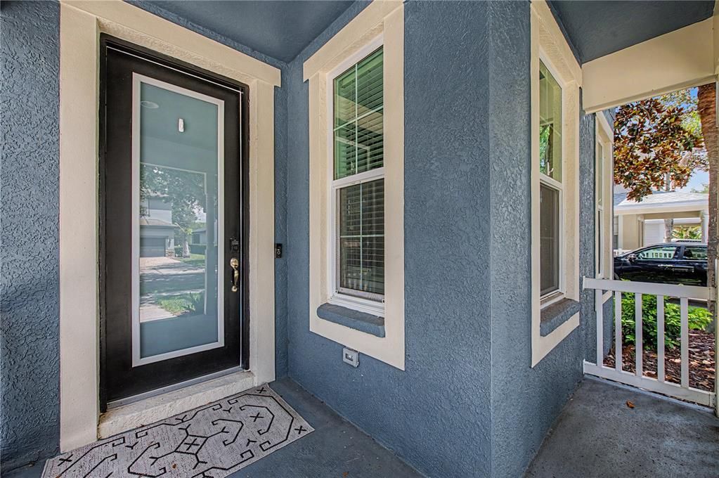 En Venta: $439,000 (4 camas, 2 baños, 2366 Pies cuadrados)