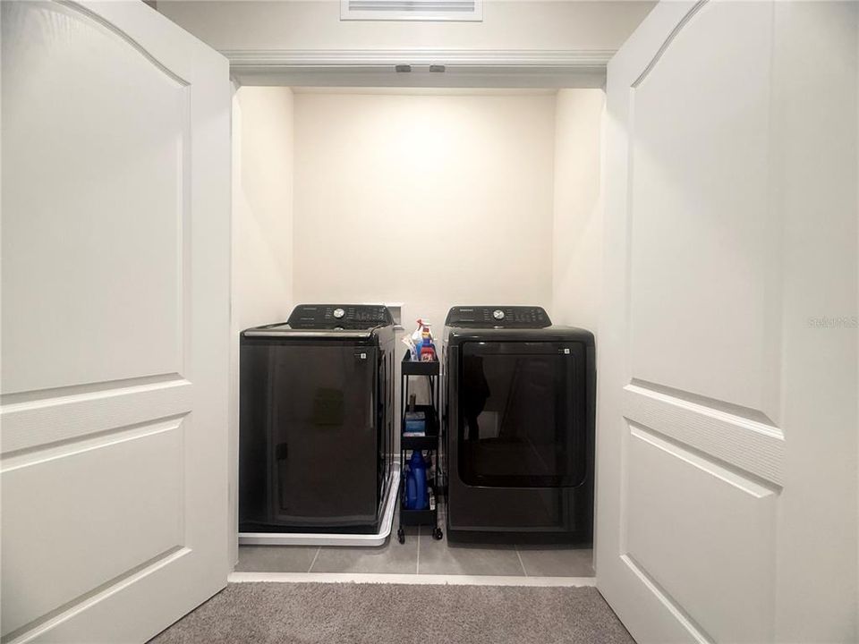 For Sale: $355,000 (3 beds, 2 baths, 1758 Square Feet)