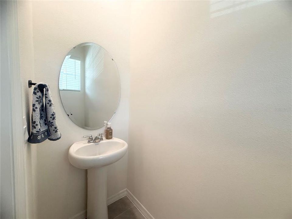 For Sale: $355,000 (3 beds, 2 baths, 1758 Square Feet)
