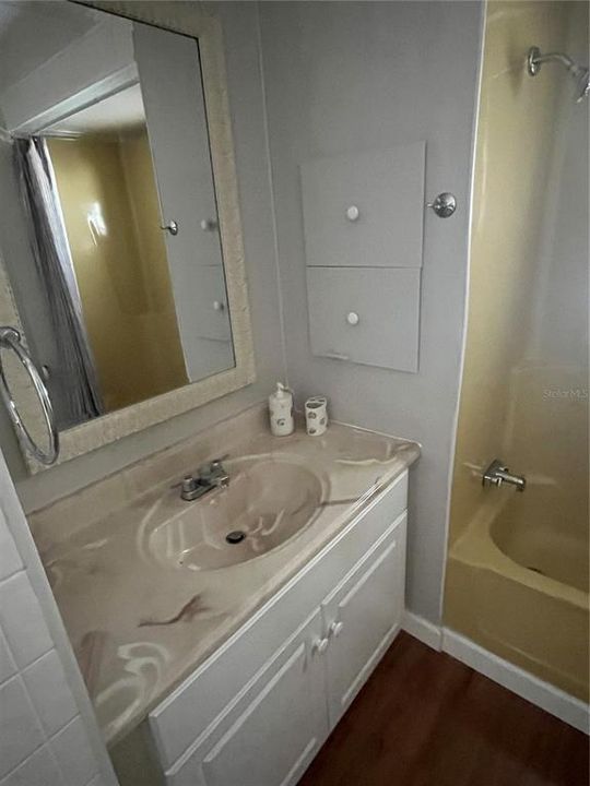 For Sale: $130,000 (2 beds, 2 baths, 1152 Square Feet)