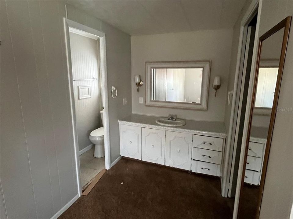 For Sale: $130,000 (2 beds, 2 baths, 1152 Square Feet)