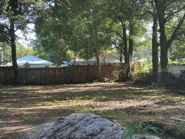 For Sale: $109,900 (3 beds, 2 baths, 860 Square Feet)