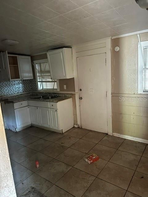 For Sale: $109,900 (3 beds, 2 baths, 860 Square Feet)