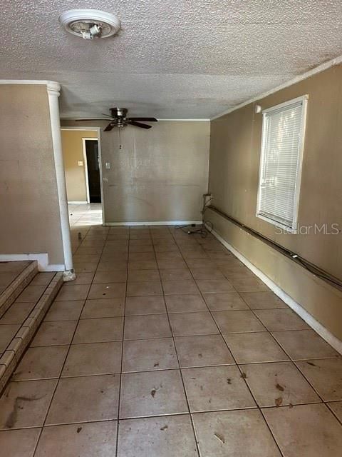 For Sale: $109,900 (3 beds, 2 baths, 860 Square Feet)