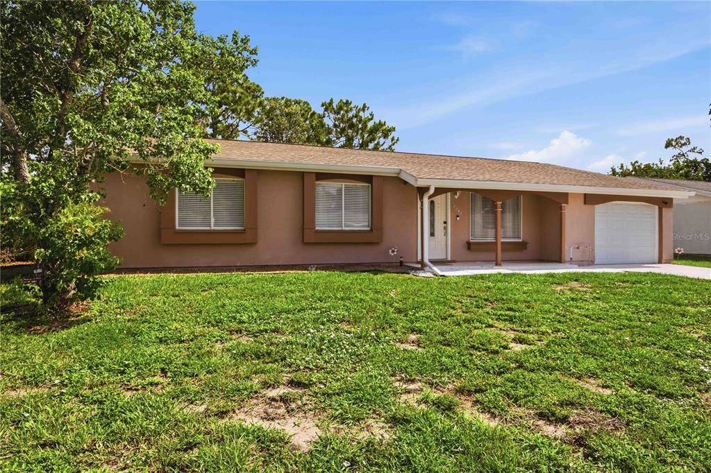 For Sale: $215,000 (3 beds, 2 baths, 1175 Square Feet)