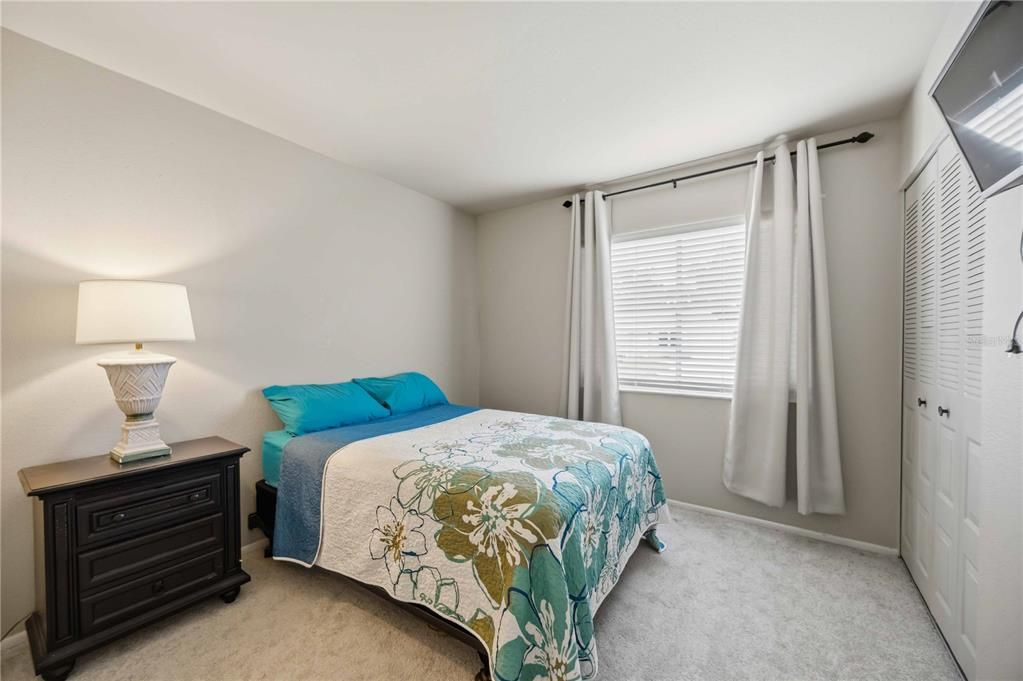 For Sale: $215,000 (3 beds, 2 baths, 1175 Square Feet)