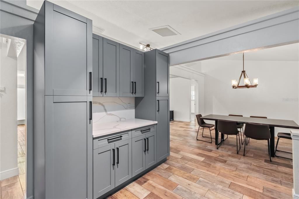 For Sale: $750,000 (3 beds, 2 baths, 1904 Square Feet)