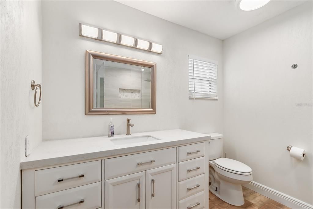 For Sale: $750,000 (3 beds, 2 baths, 1904 Square Feet)
