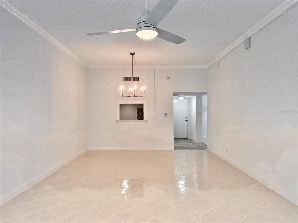 На продажу: $279,900 (2 спален, 2 ванн, 1300 Квадратных фут)