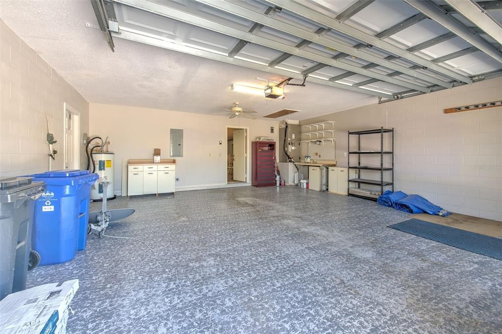 For Sale: $399,900 (3 beds, 2 baths, 2606 Square Feet)
