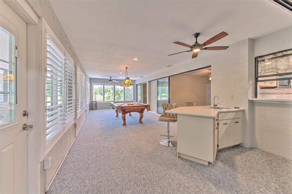 For Sale: $399,900 (3 beds, 2 baths, 2606 Square Feet)