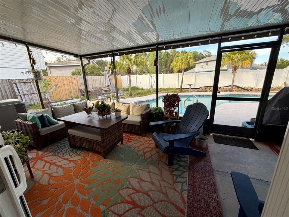 En Venta: $564,750 (4 camas, 2 baños, 2259 Pies cuadrados)