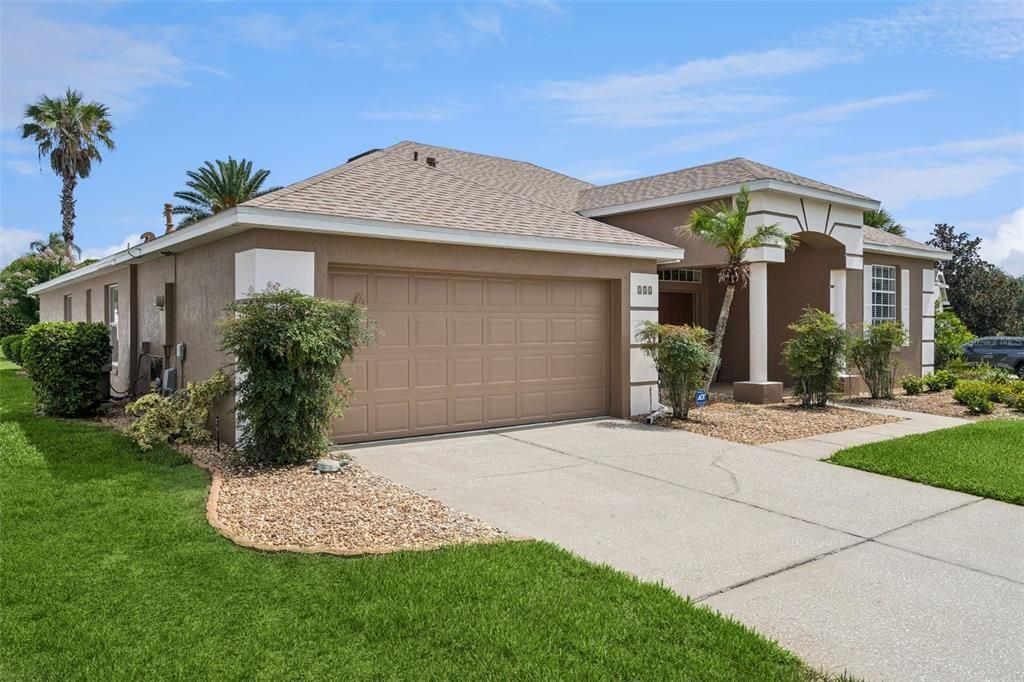 For Sale: $459,000 (4 beds, 3 baths, 2367 Square Feet)