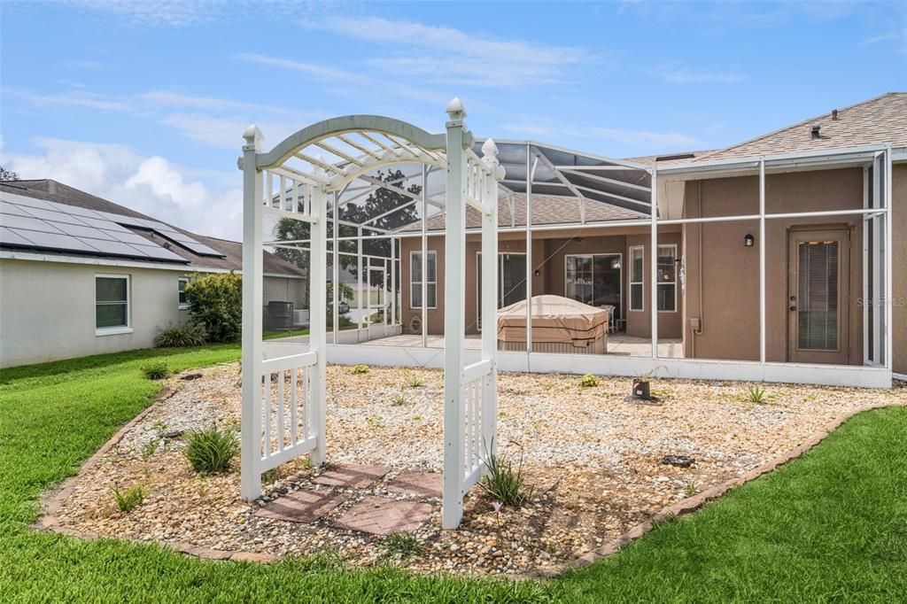 For Sale: $459,000 (4 beds, 3 baths, 2367 Square Feet)
