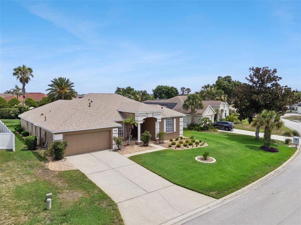 For Sale: $459,000 (4 beds, 3 baths, 2367 Square Feet)