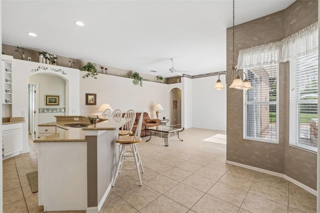 For Sale: $459,000 (4 beds, 3 baths, 2367 Square Feet)