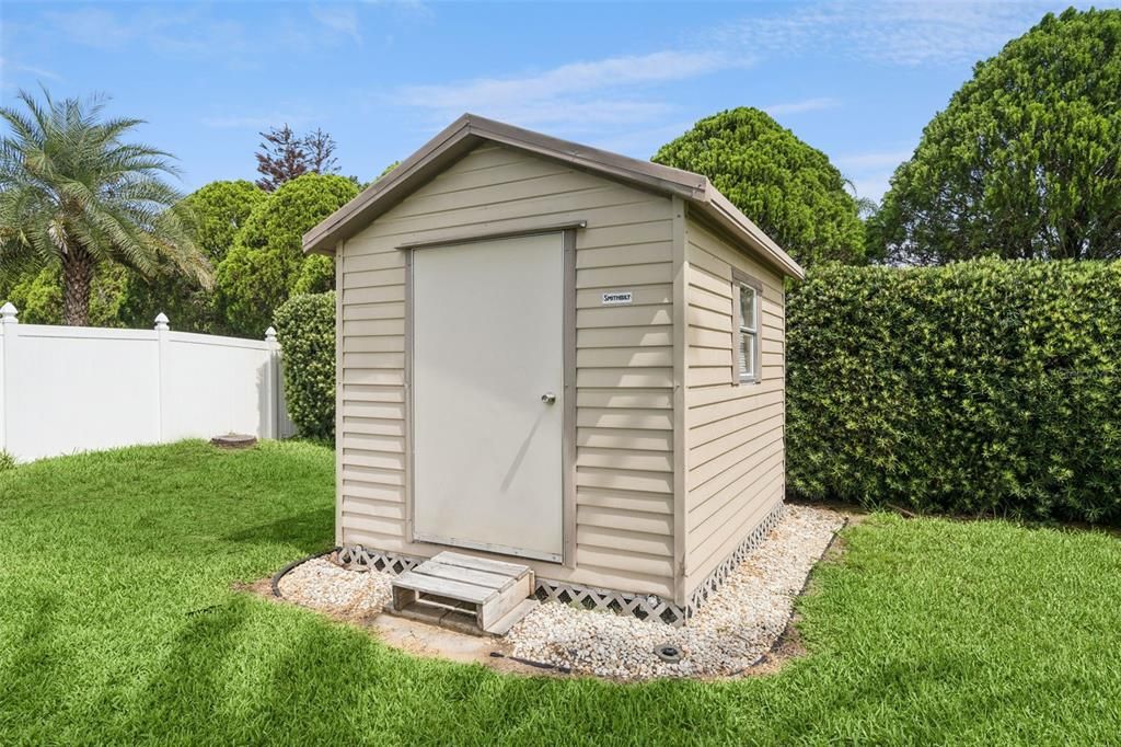 For Sale: $459,000 (4 beds, 3 baths, 2367 Square Feet)
