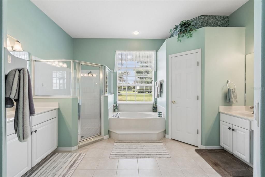 For Sale: $459,000 (4 beds, 3 baths, 2367 Square Feet)