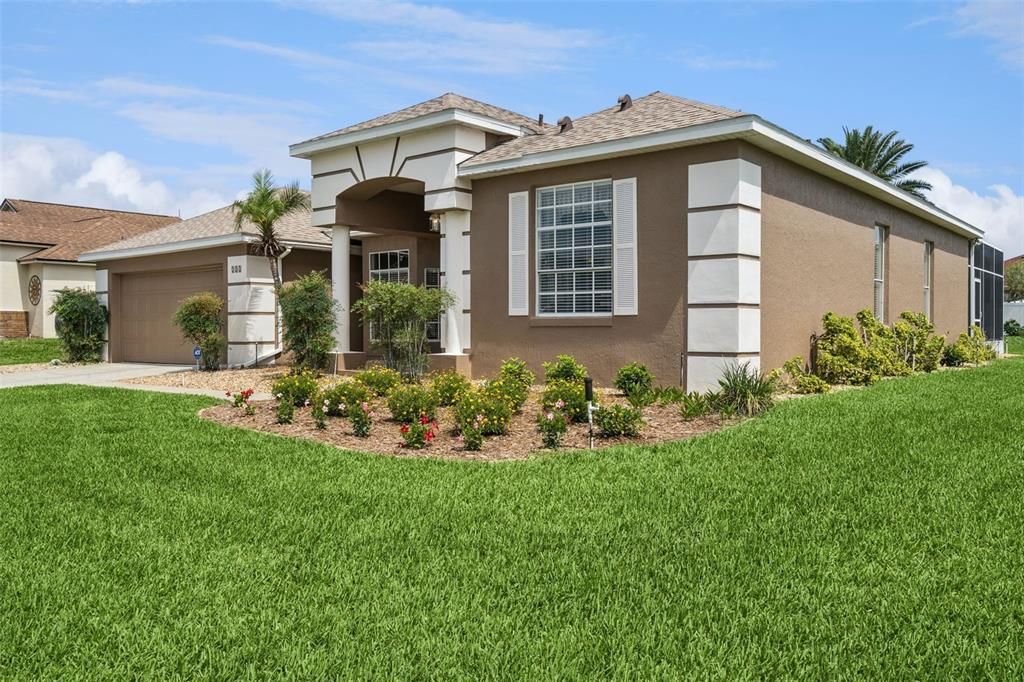 For Sale: $459,000 (4 beds, 3 baths, 2367 Square Feet)