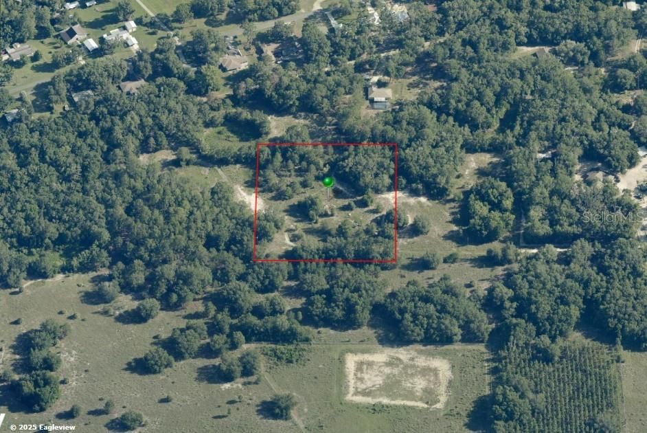 На продажу: $85,000 (3.79 acres)