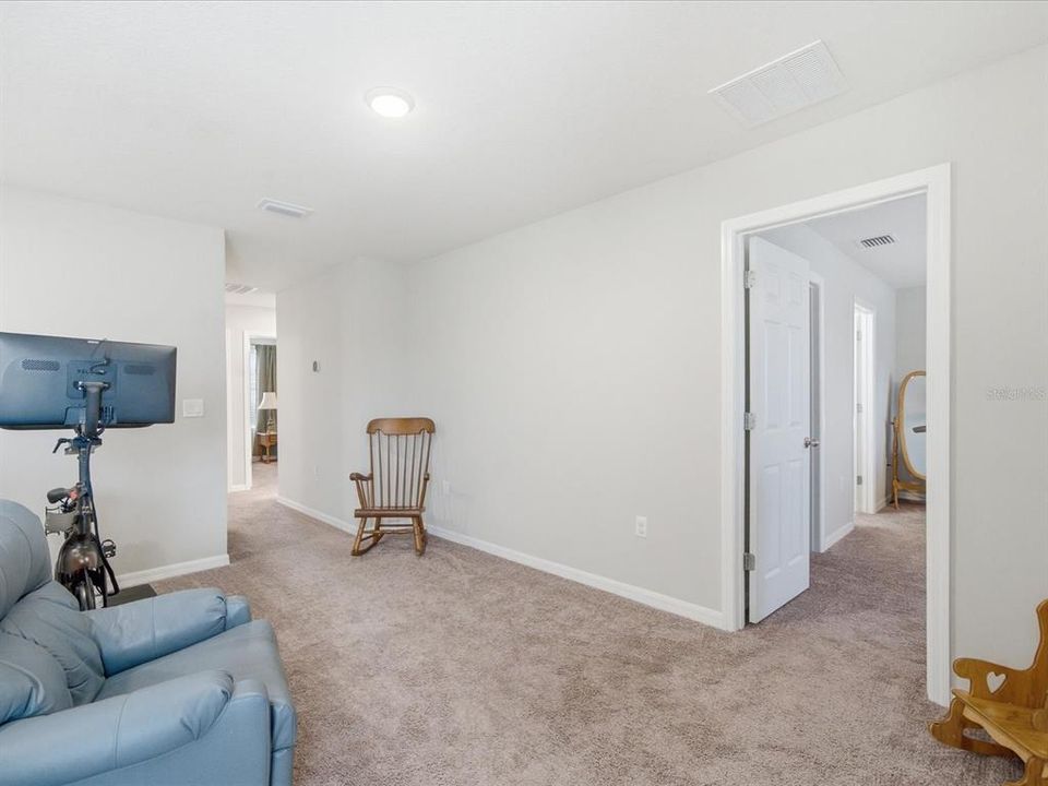 For Sale: $395,000 (4 beds, 2 baths, 2039 Square Feet)