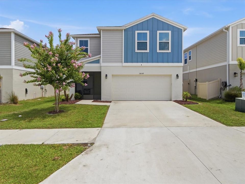 For Sale: $395,000 (4 beds, 2 baths, 2039 Square Feet)