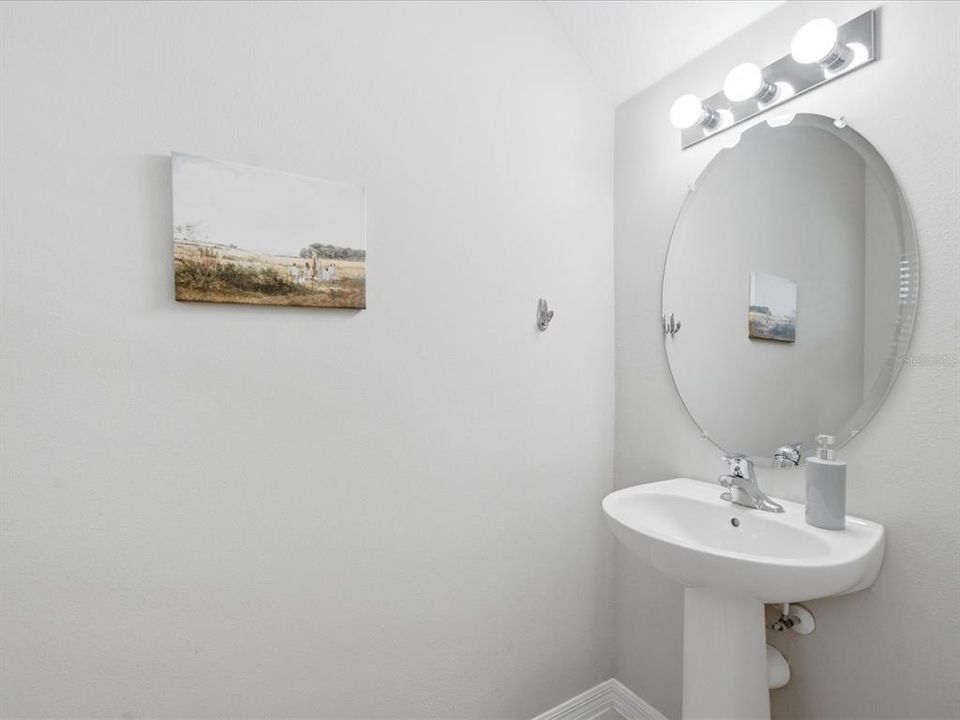For Sale: $395,000 (4 beds, 2 baths, 2039 Square Feet)