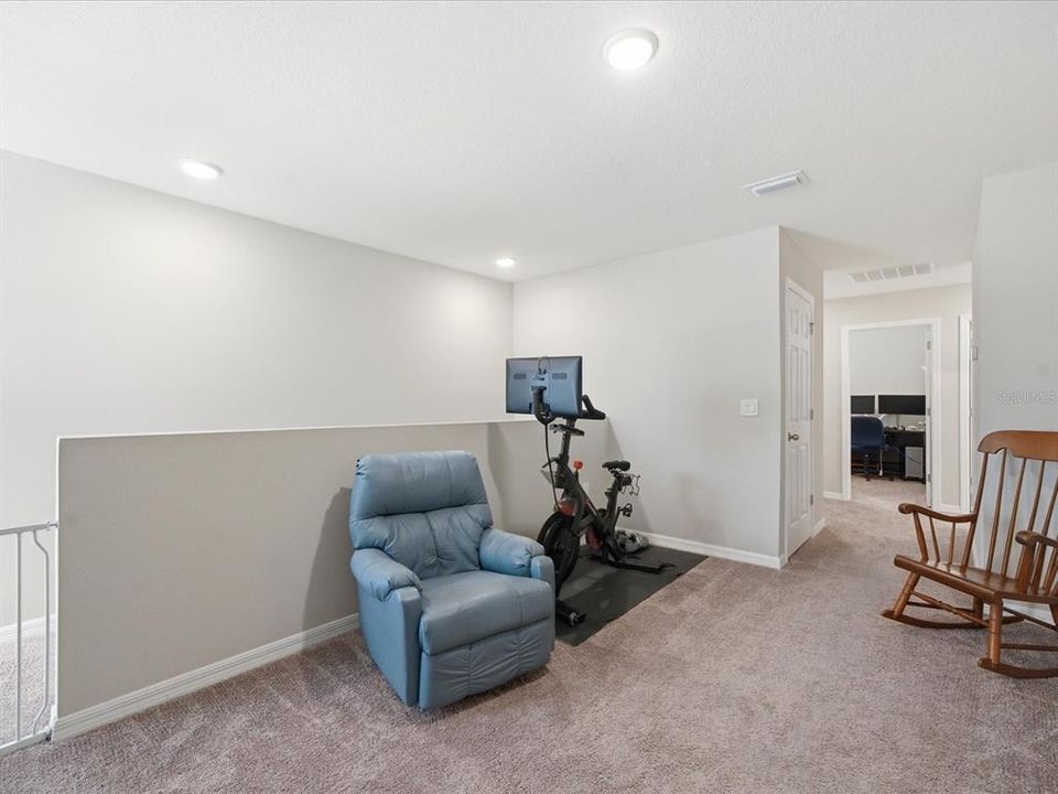 For Sale: $395,000 (4 beds, 2 baths, 2039 Square Feet)