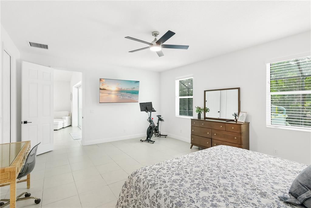 For Sale: $575,000 (3 beds, 2 baths, 2122 Square Feet)