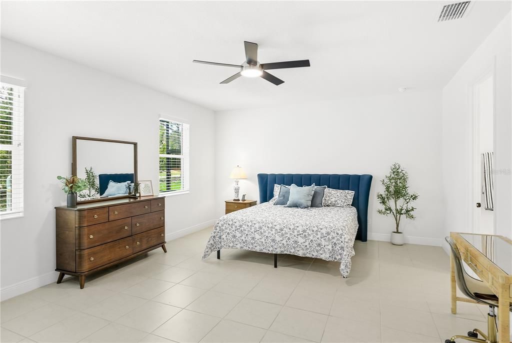 For Sale: $575,000 (3 beds, 2 baths, 2122 Square Feet)