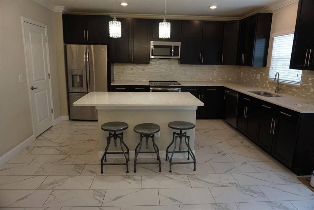 For Rent: $4,300 (4 beds, 3 baths, 2410 Square Feet)