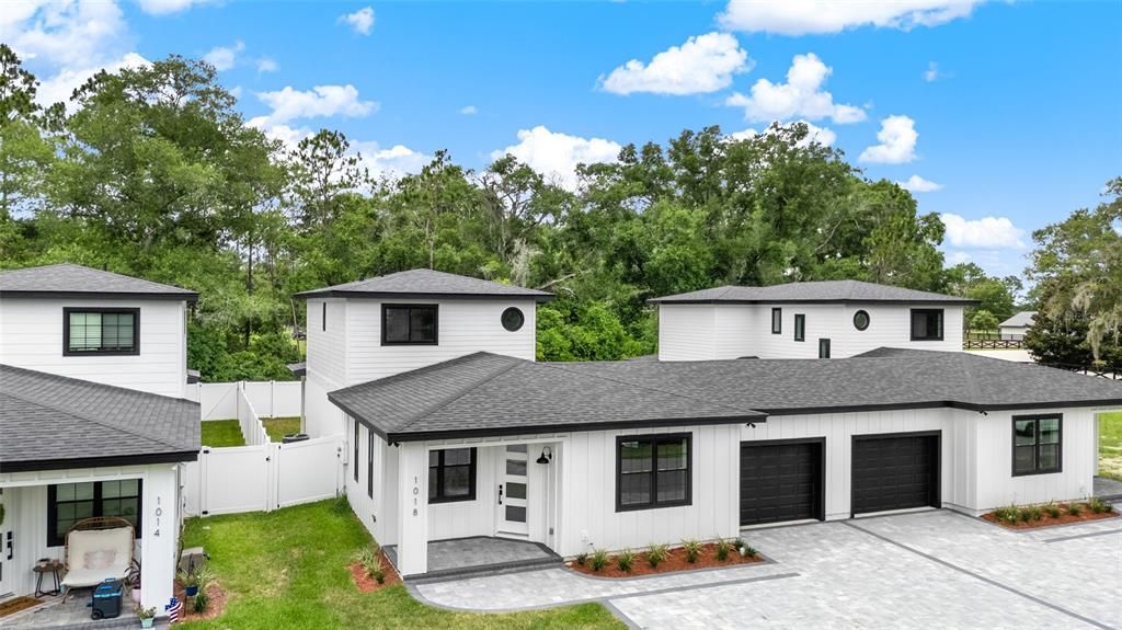 En Venta: $365,000 (4 camas, 2 baños, 2055 Pies cuadrados)
