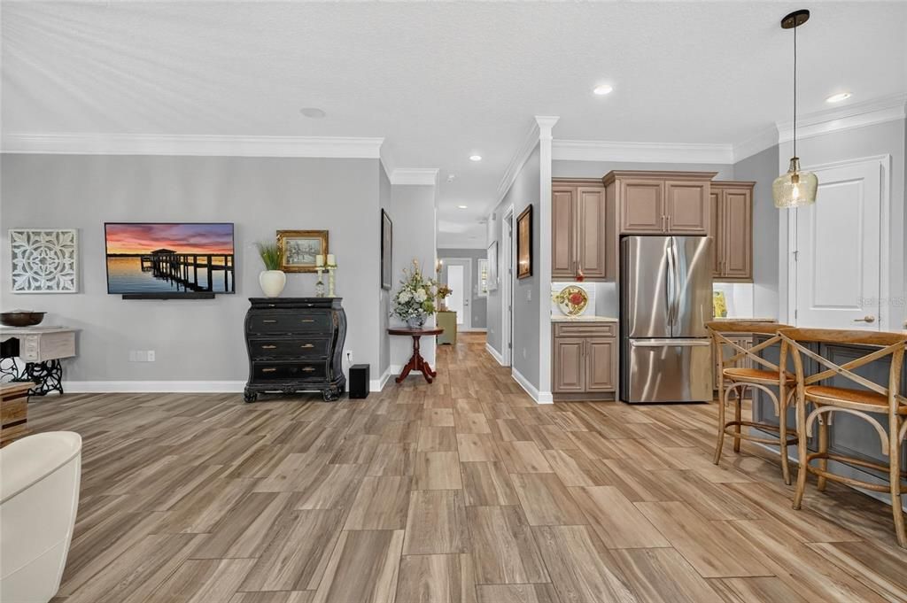 En Venta: $699,000 (3 camas, 2 baños, 2066 Pies cuadrados)