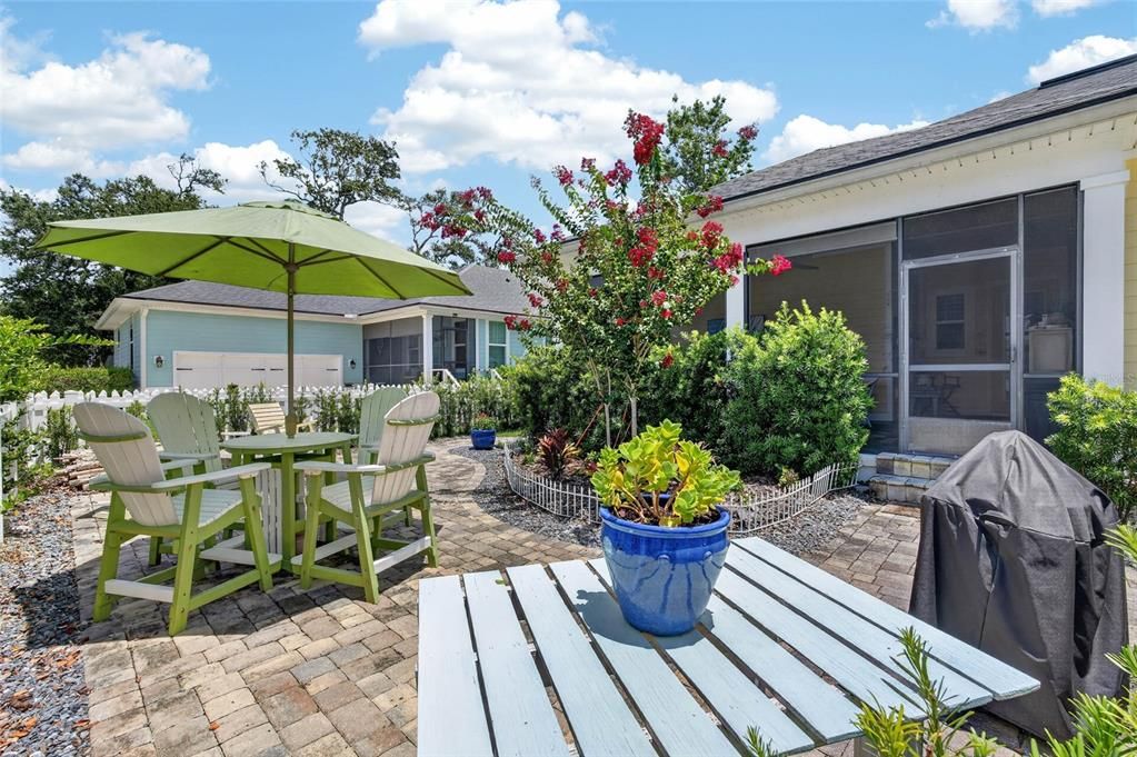 En Venta: $699,000 (3 camas, 2 baños, 2066 Pies cuadrados)