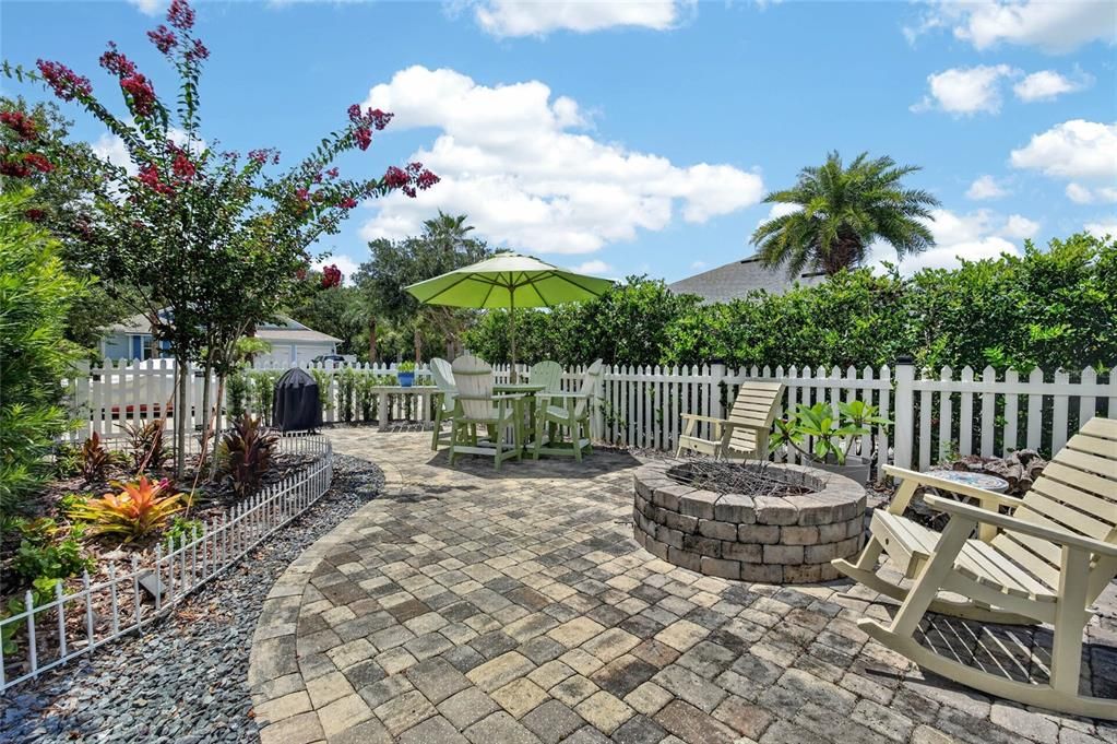 En Venta: $699,000 (3 camas, 2 baños, 2066 Pies cuadrados)
