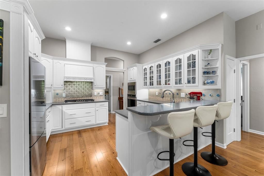 For Sale: $660,000 (4 beds, 3 baths, 2456 Square Feet)