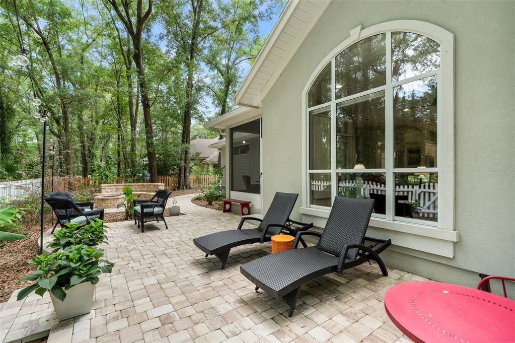 For Sale: $660,000 (4 beds, 3 baths, 2456 Square Feet)