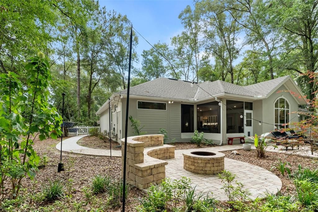 For Sale: $660,000 (4 beds, 3 baths, 2456 Square Feet)