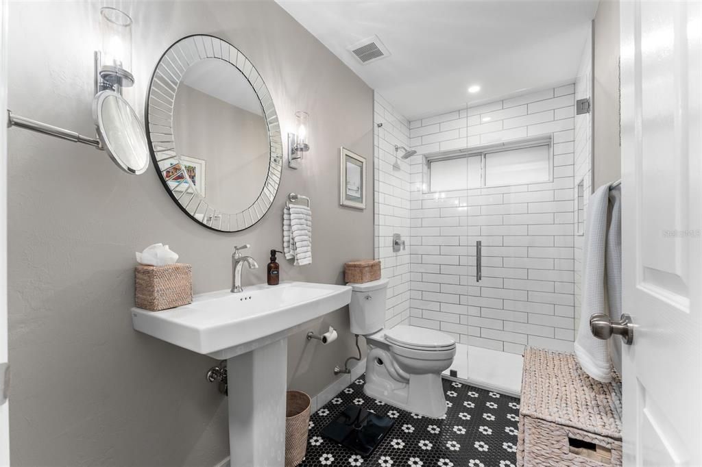 For Sale: $660,000 (4 beds, 3 baths, 2456 Square Feet)