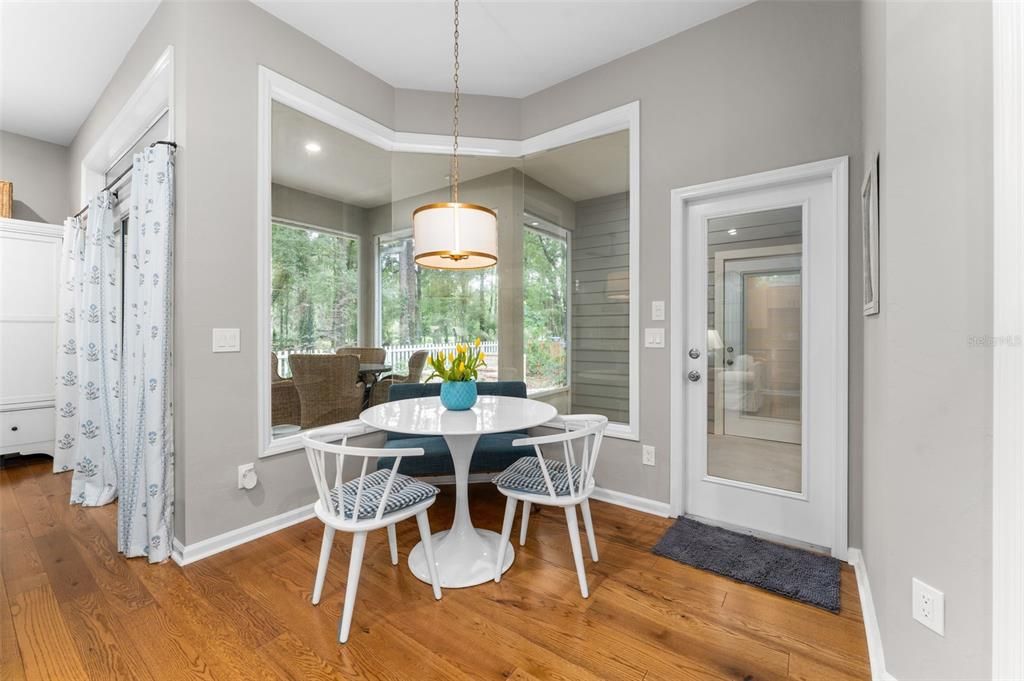 For Sale: $660,000 (4 beds, 3 baths, 2456 Square Feet)