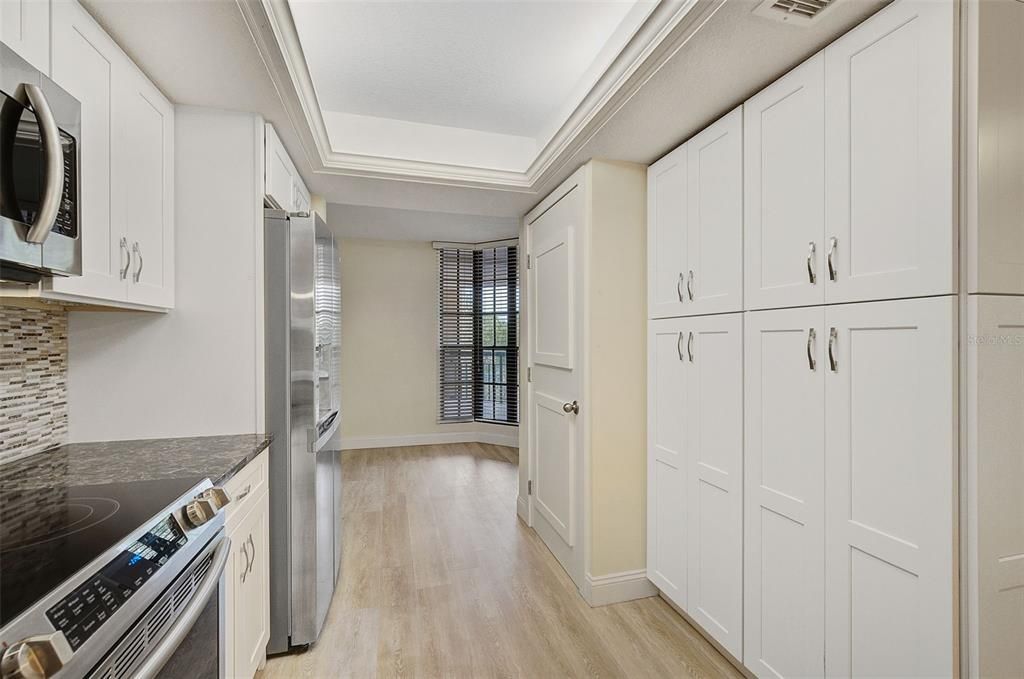 For Sale: $395,000 (2 beds, 2 baths, 1255 Square Feet)