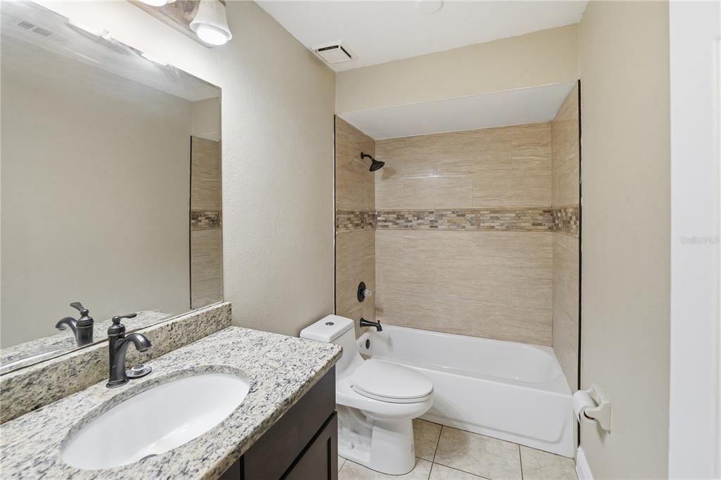 For Sale: $310,000 (3 beds, 2 baths, 1184 Square Feet)